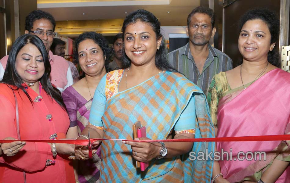 Akrati exhibition at parkhyatt - Sakshi3