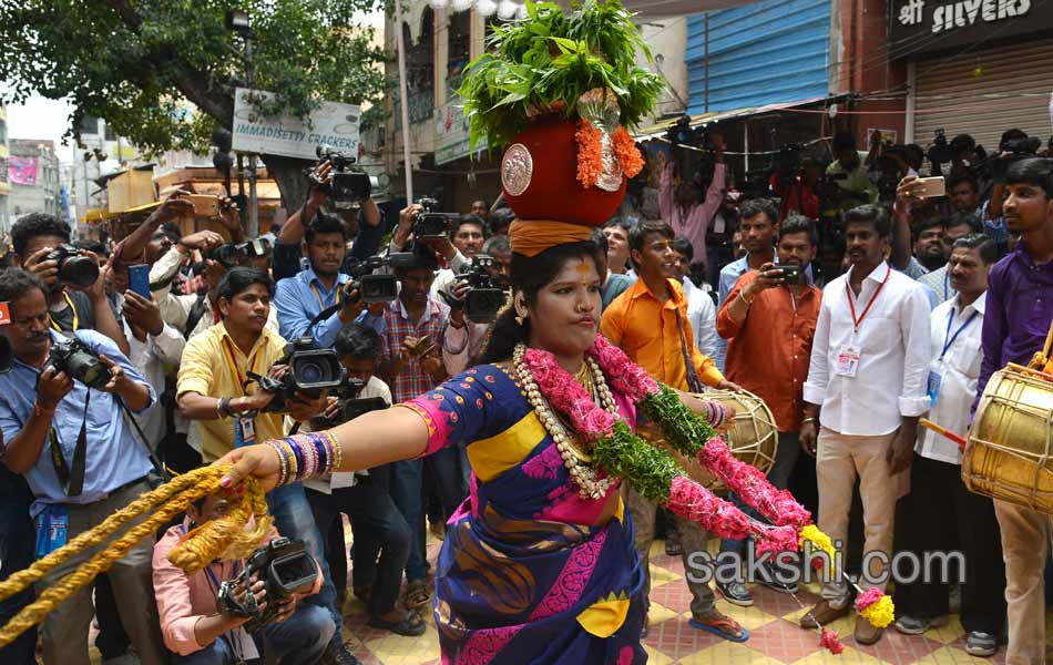 Secunderabad Ujjaini Mahankali Bonalu16