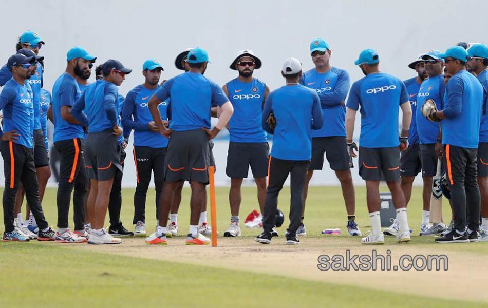 India practice ahead of Sri Lanka game - Sakshi11