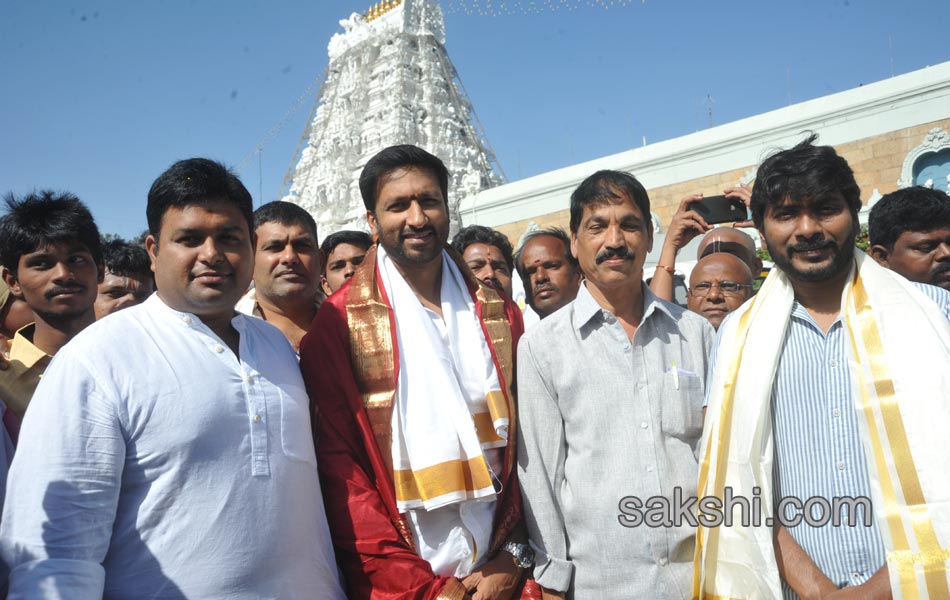 goutam nanda movie unit in tirumala1