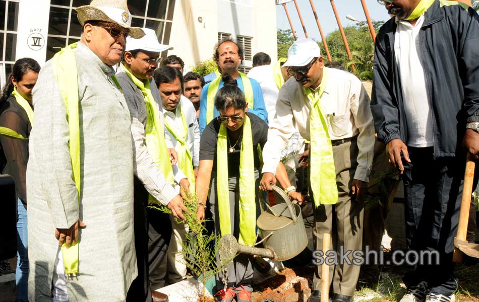 Mithali Raj participate Haritha Haram in lb stadium7