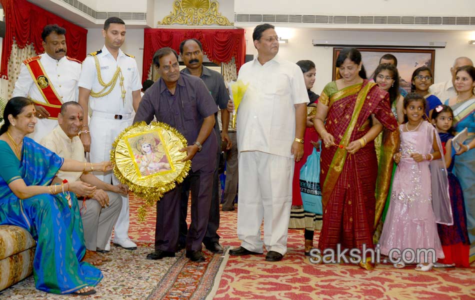 Rakhi celebrations in Rajbhavan3