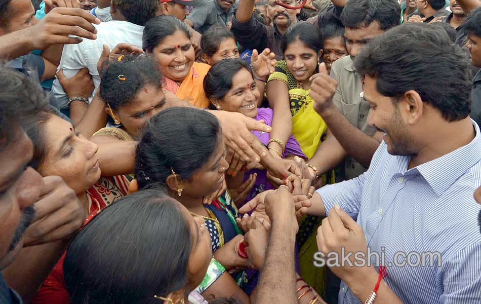 YS Jagan Tour in Nandyal - Sakshi19