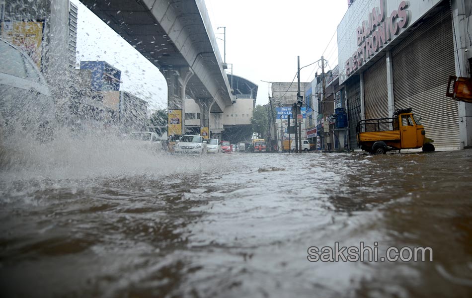 Heavy rains in Hyderabad9