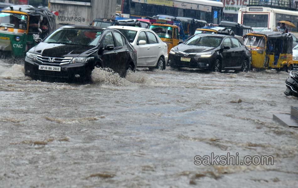 Heavy rains in Hyderabad20