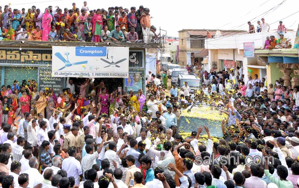 YS Jagan Tour in Nandyala - Sakshi45