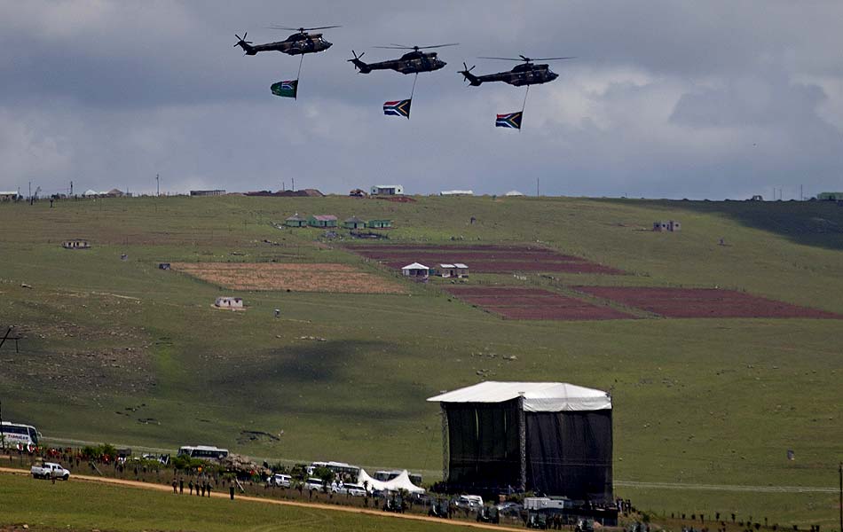 Nelson Mandela buried in the rolling hills of South Africa6