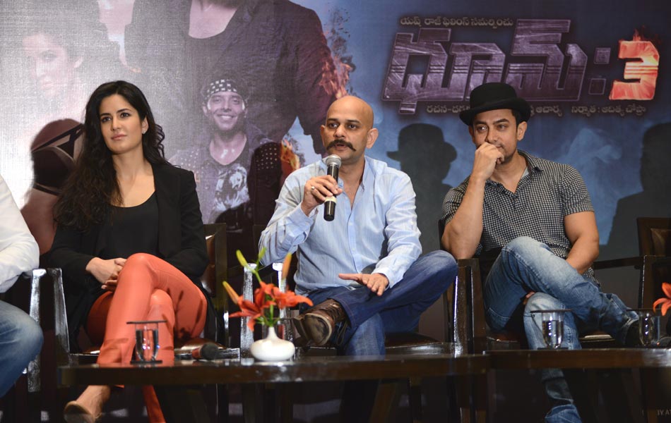 Dhoom 3 Team in Hyderabad for Movie Promotion4