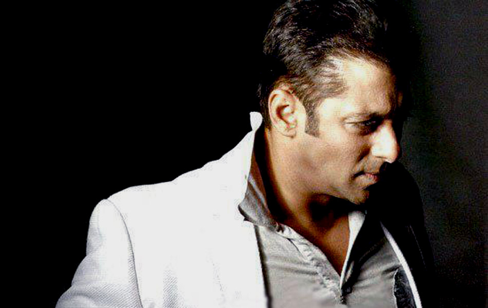 Salman Khan turns 48 throws a grand birthday bash21