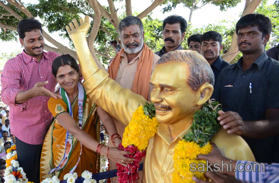 YS Jagan mohan reddy Samiyakashkaram Yataya - Sakshi10