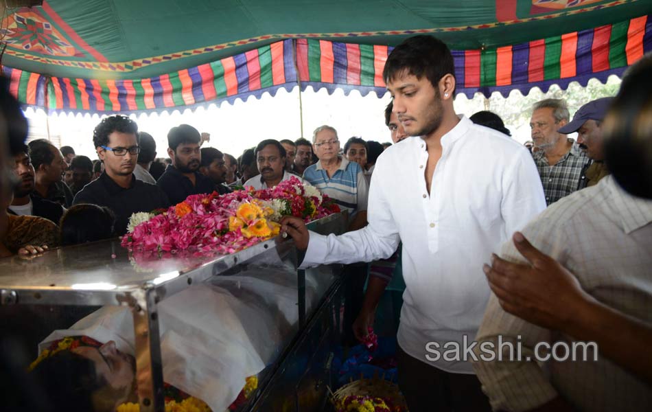 Tollywood Celebrities Pay Homage To Actor Uday Kiran - Sakshi55