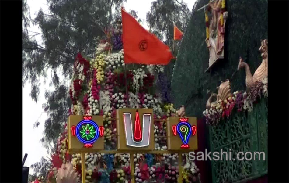 andhra pradesh devotees throng temples on vaikunta ekadasi10