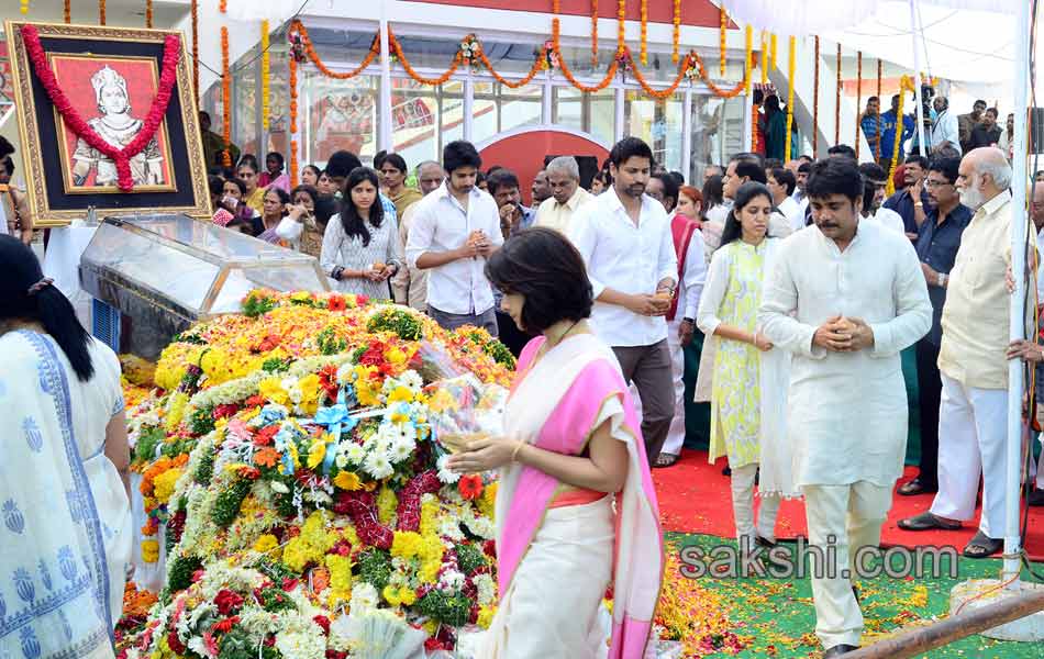 akkineni nageswara rao funerals in annapurna studios3