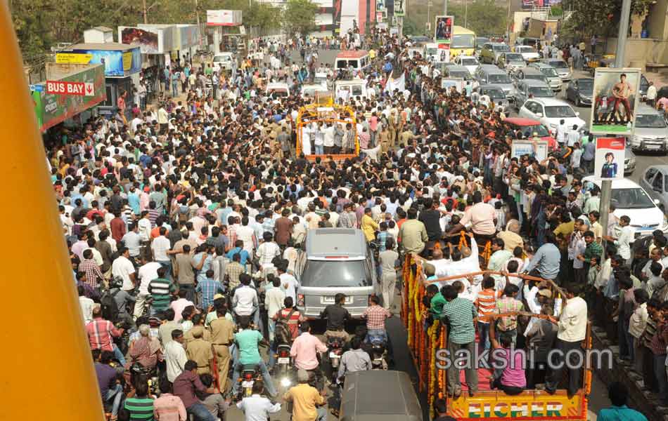 akkineni nageswara rao funerals in annapurna studios30