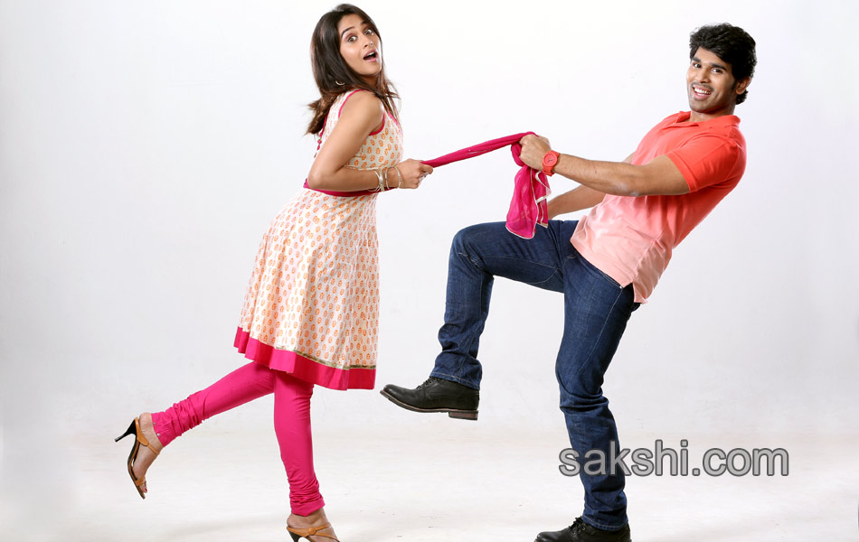 Kotha Janta movie stills1