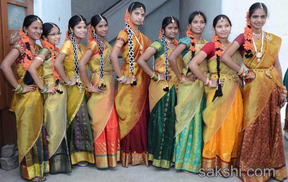 Students celebrate Cultural Programmes - Sakshi5