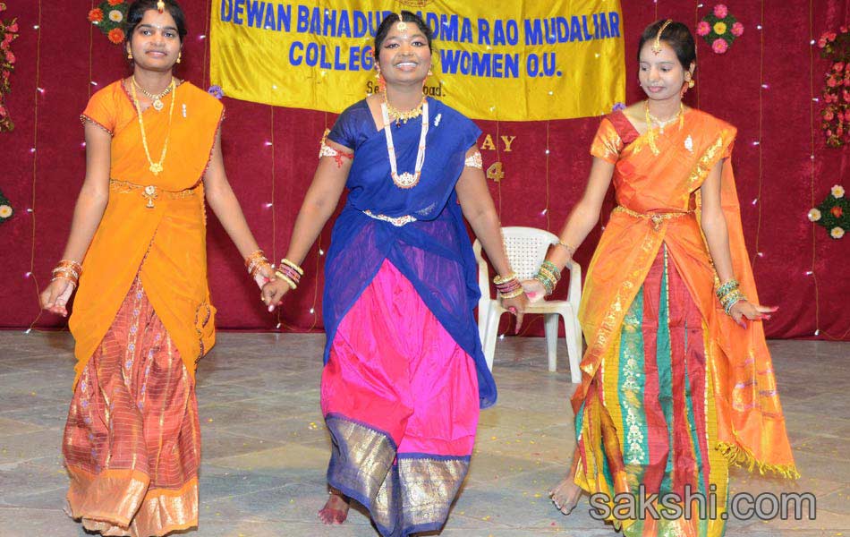 Students celebrate Cultural Programmes - Sakshi13