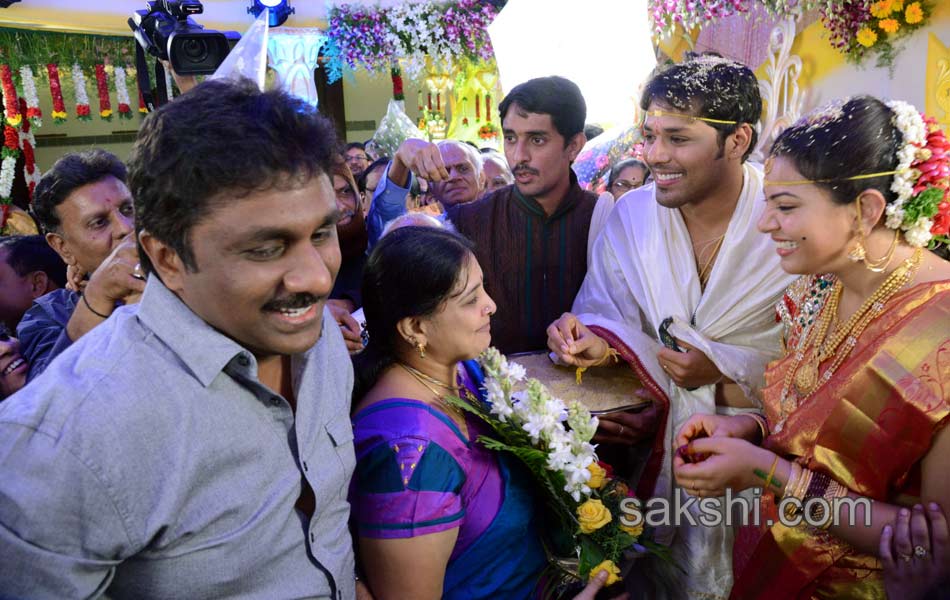 geetha madhuri with nandu marriage32