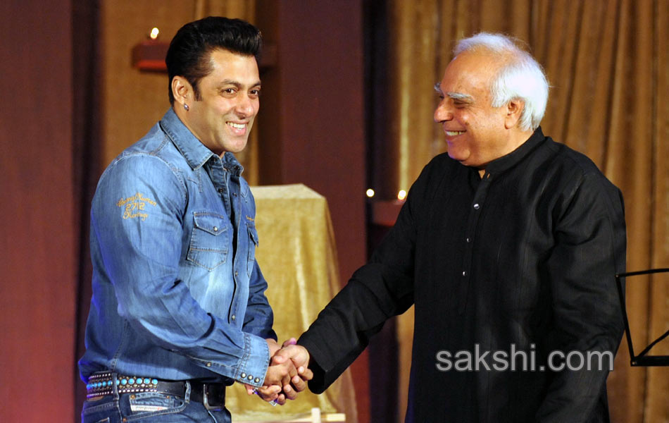 Salman  Rahman attended the launch of the album of Kapil Sibal5