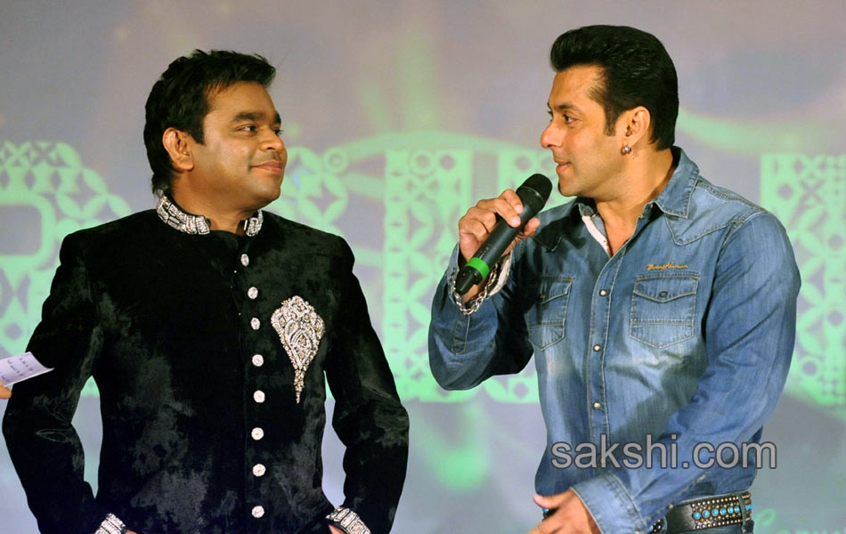 Salman  Rahman attended the launch of the album of Kapil Sibal6