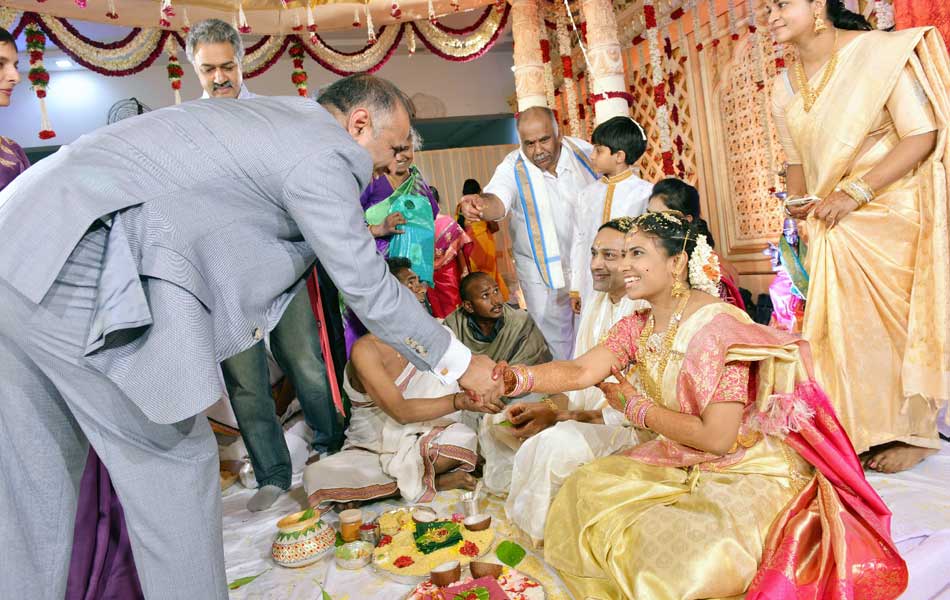 Producer B Prasad s Daughter Marriage - Sakshi38