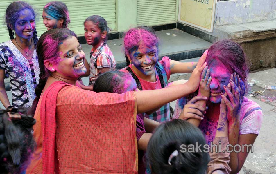 Holi pongal in our State24