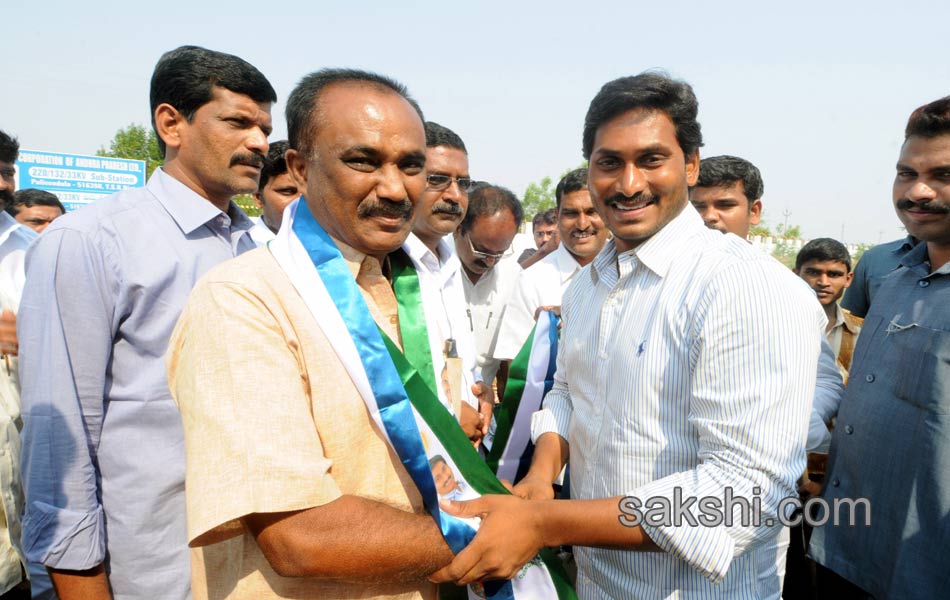 Jagan s Janapatham at Cuddapah District - Sakshi4