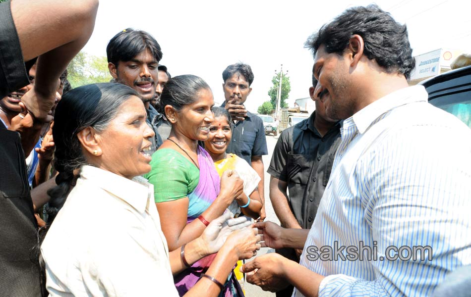 Jagan s Janapatham at Cuddapah District - Sakshi19