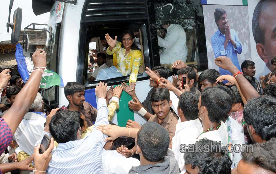 Sharmila s Janapatham at Warangal District - Sakshi23