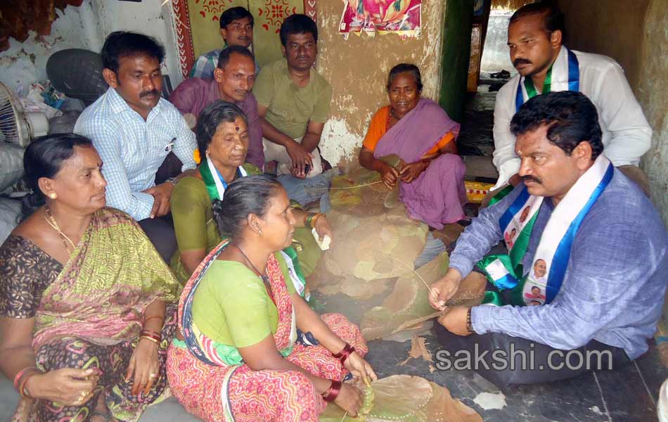 Candets of seemandhra participating with people works during election - Sakshi6