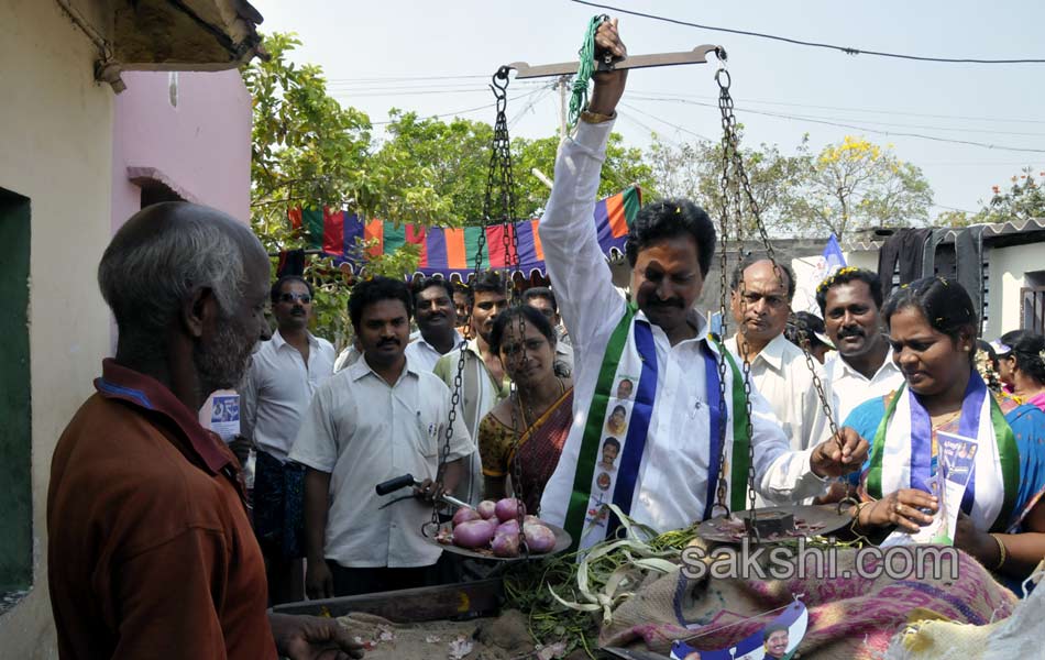 Candets of seemandhra participating with people works during election - Sakshi23