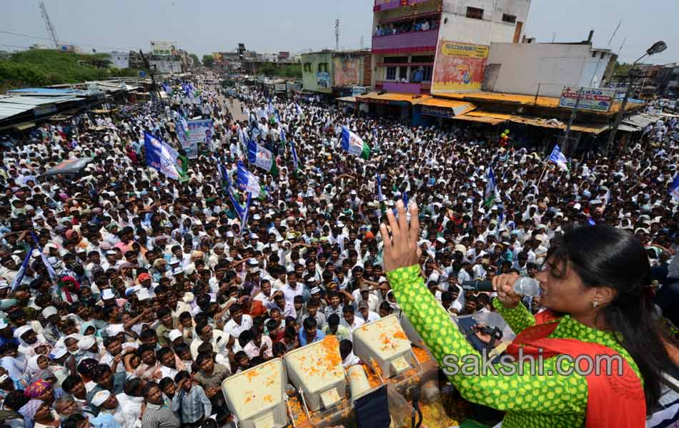 Sharmila s Janapatham at Ranga Reddy District - Sakshi2