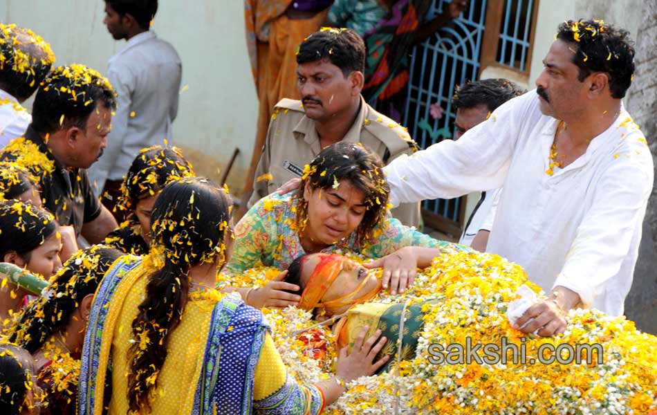 Shobha Nagireddy last rites today - Sakshi26