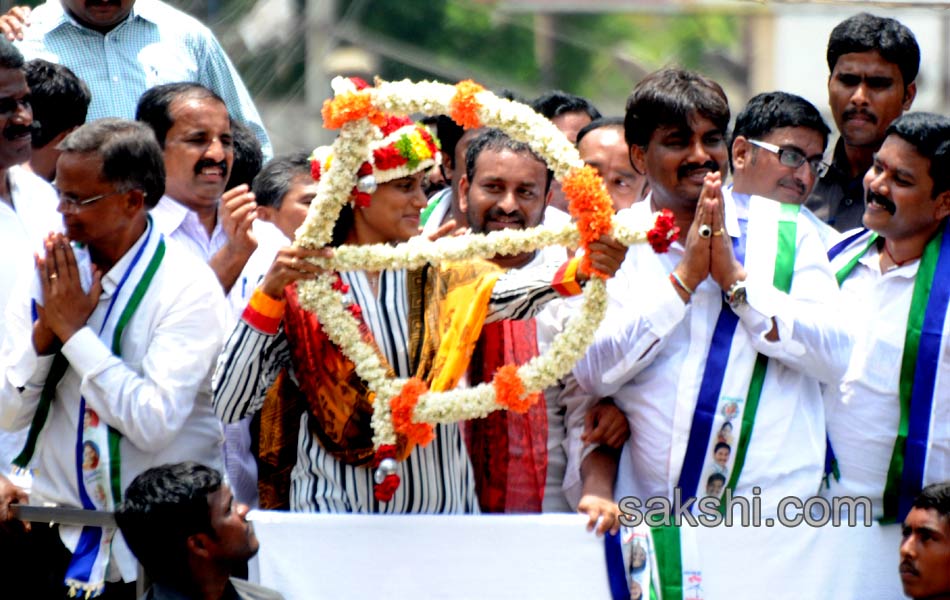 ysrcp election campaign Meeting - Sakshi27