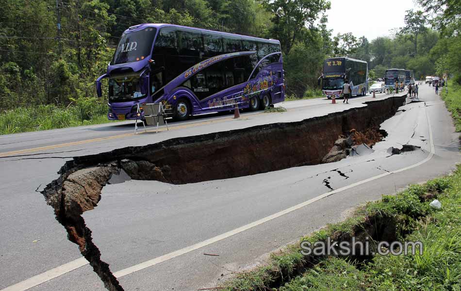 Earth Quake in Thailand3