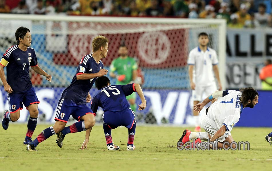 Japan v Greece 2014 Match Draw - Sakshi15