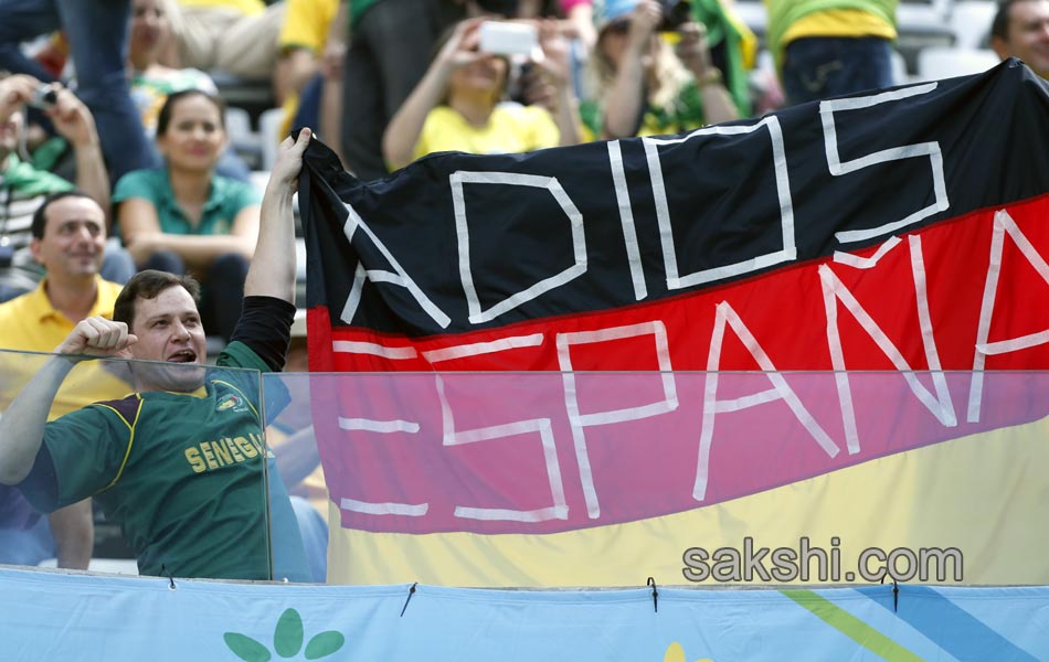 spain victory over australia - Sakshi14