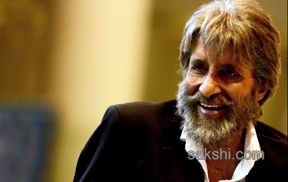 Amitabh Bachchan Shamitabh FIRST LOOK releases - Sakshi1