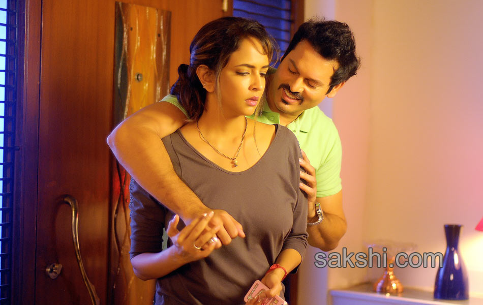 budugu movie stills - Sakshi1