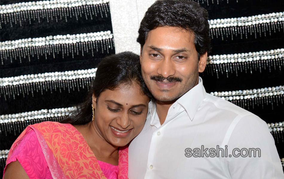 Sharmila Jagan celebrate Raksha Bandhan - Sakshi5