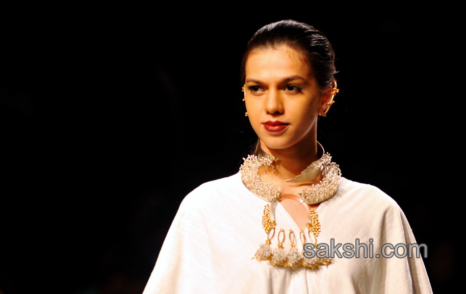 celebrities at last day of lakme fashion week21