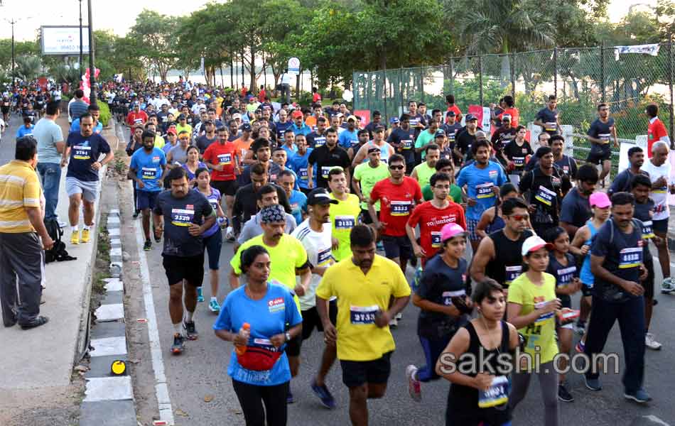 airtel marathon in hyderabad - Sakshi15