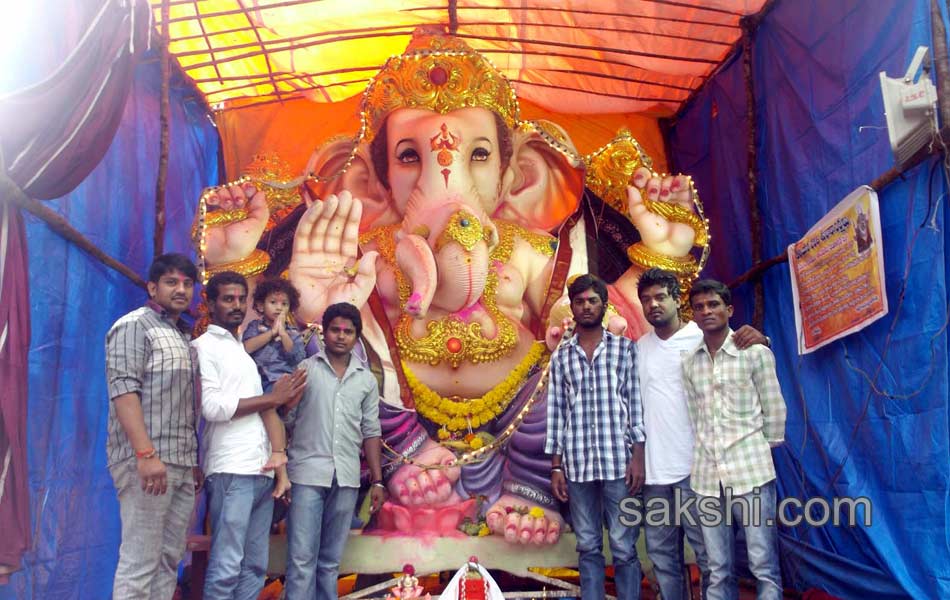 Ganesh statues installed at various places19