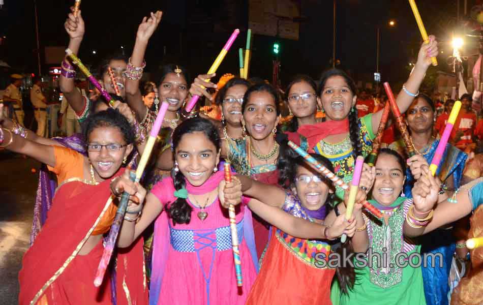 CM KCR  family in Bathukamma Celebrations at Tank Bund - Sakshi24