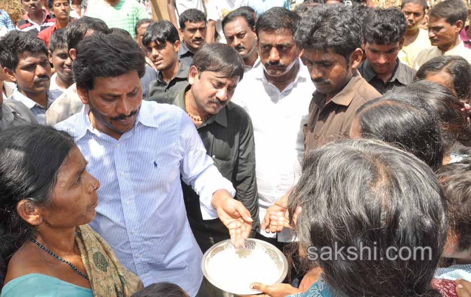 Y S jagan mohan reddy  to tour cyclone affected areas - Sakshi10