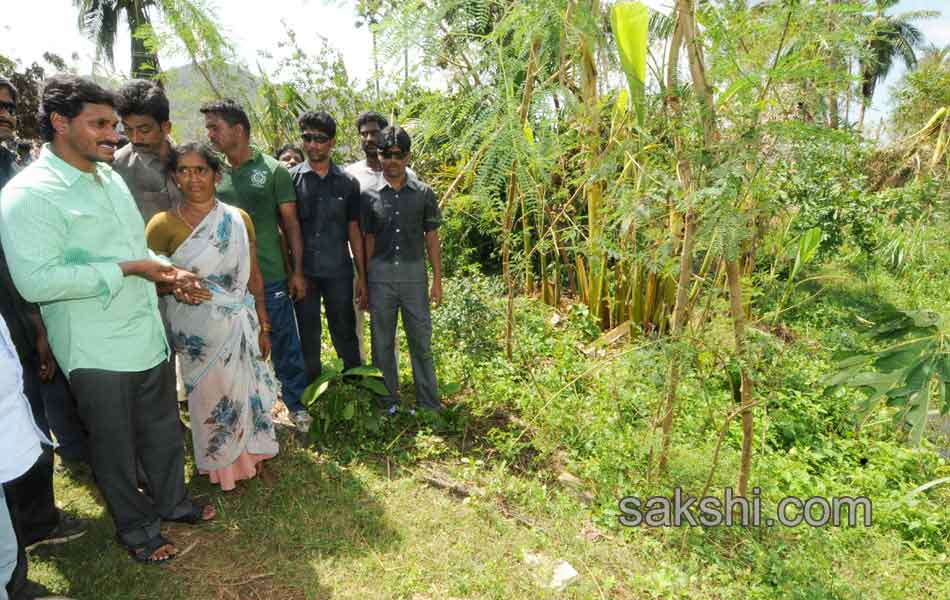 Y S jagan mohan reddy  to tour cyclone affected areas - Sakshi5