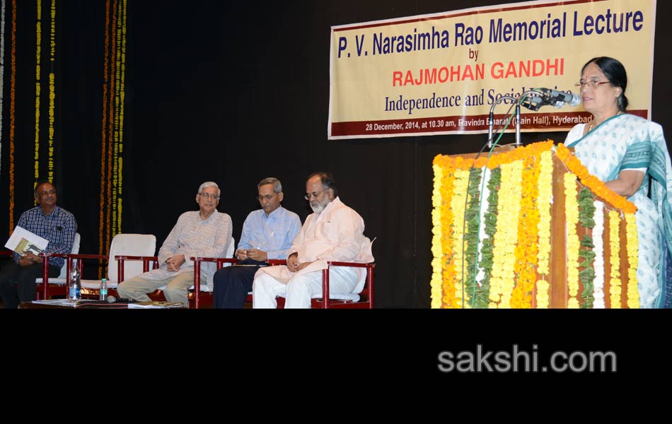 pv narasimharao s autobiography inauguration7