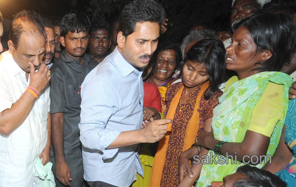 Visitation of the deceased YS Jagan - Sakshi4