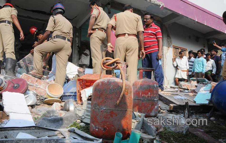 Gas  cylinder blast in  Vijayawada district7