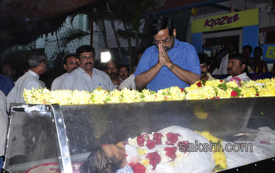 ms narayana passed away27